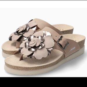 Mephisto, Helen Flower Casual Sandals 41